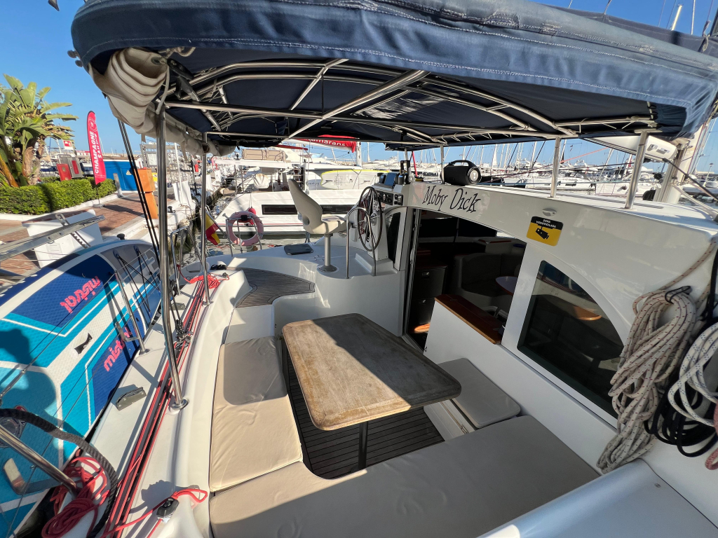 Catamaran bañera 1