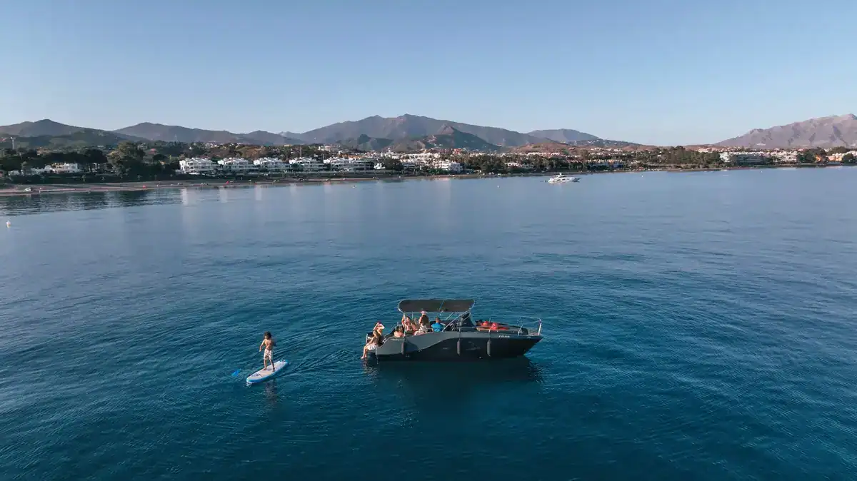 boat-charter-in-estepona-2